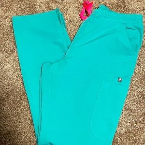 Figs Surgical green scrub pants. Size Medium